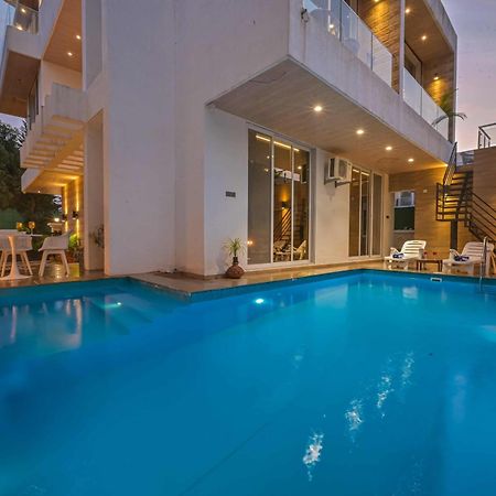 Elegant Villa By Tropicana Stays Lonavala Exterior photo