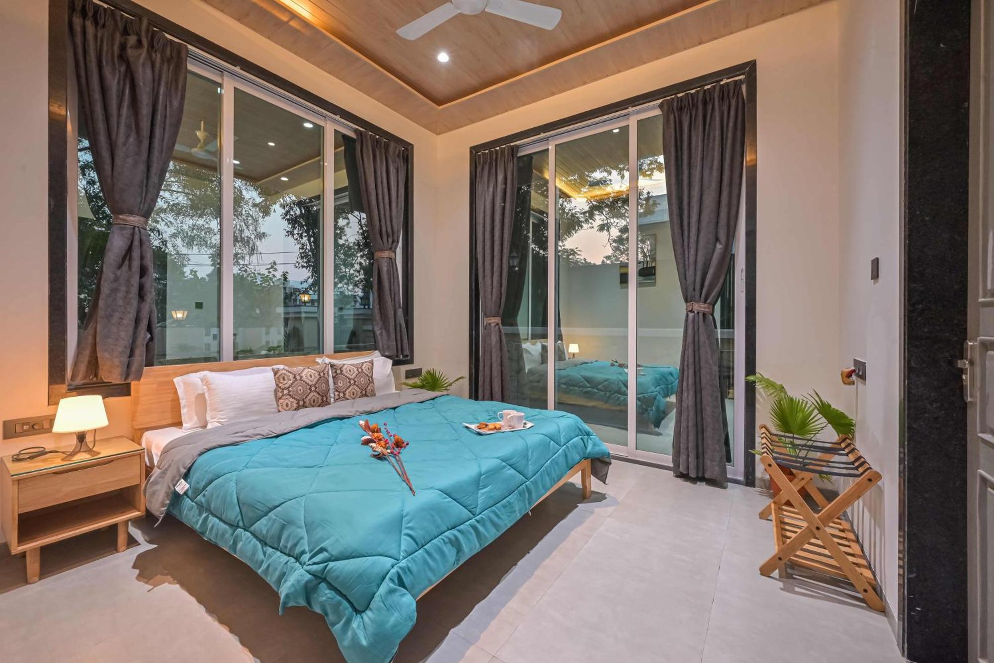 Elegant Villa By Tropicana Stays Lonavala Exterior photo