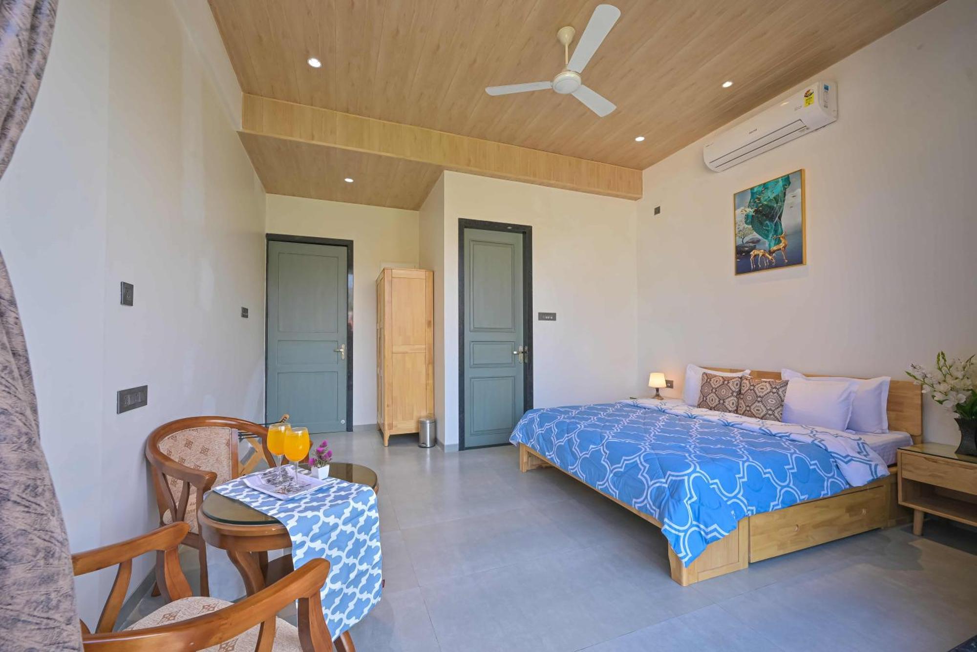 Elegant Villa By Tropicana Stays Lonavala Exterior photo