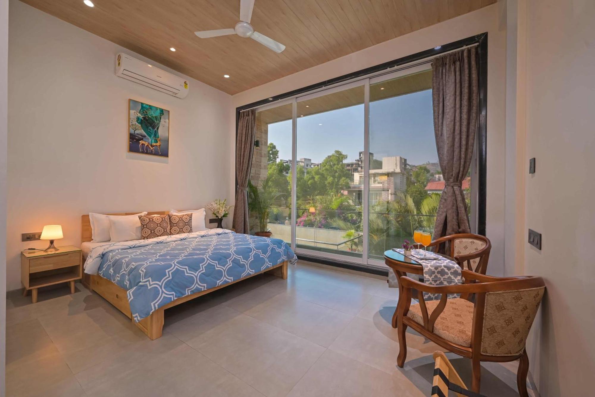 Elegant Villa By Tropicana Stays Lonavala Exterior photo